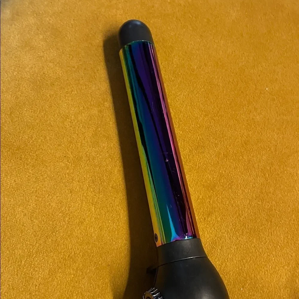 Conair Infiniti Pro 1.25'' Rainbow Titanium Wand